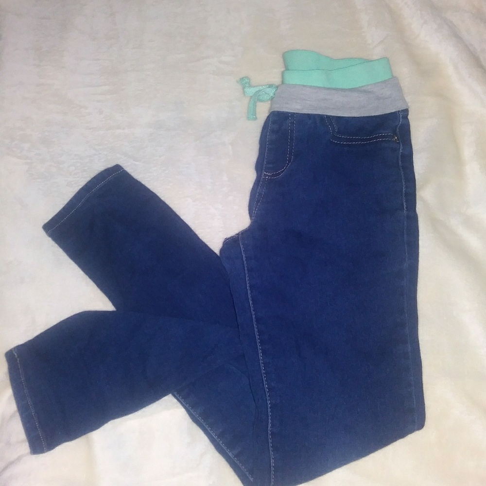 🌴 Squeeze jeans